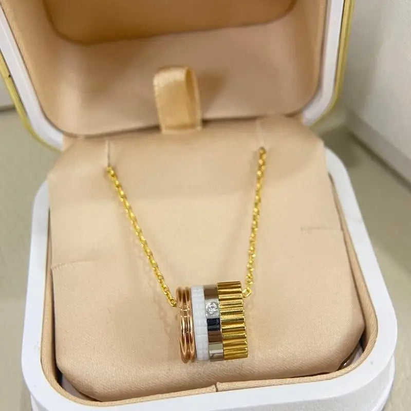 French Luxury Square Gear Moissanite Necklace