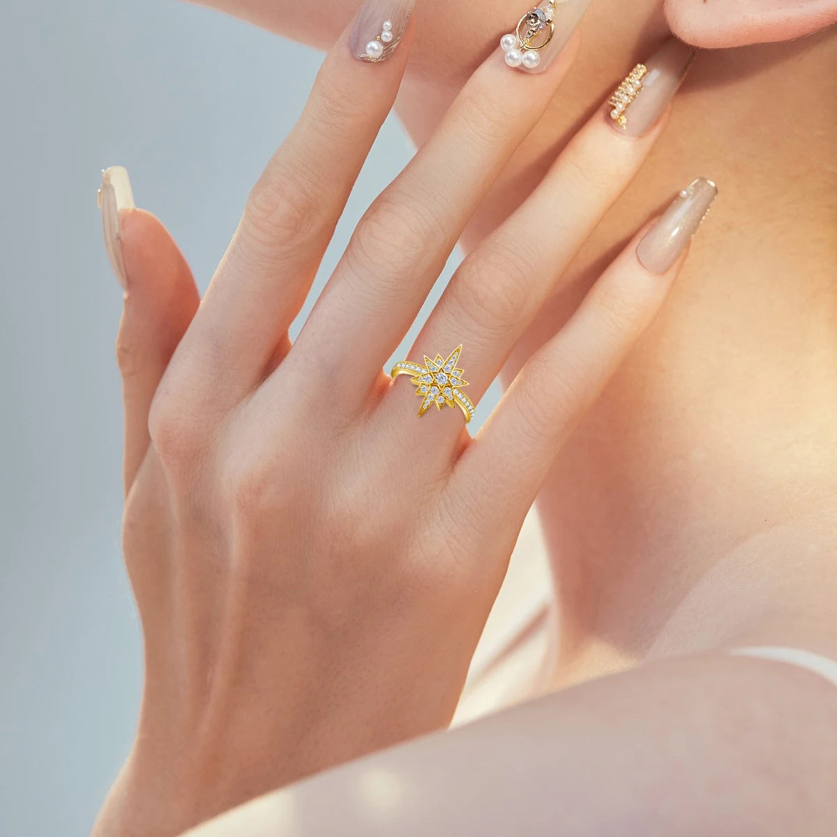 Moissanite Engagement Ring in 925 Silver